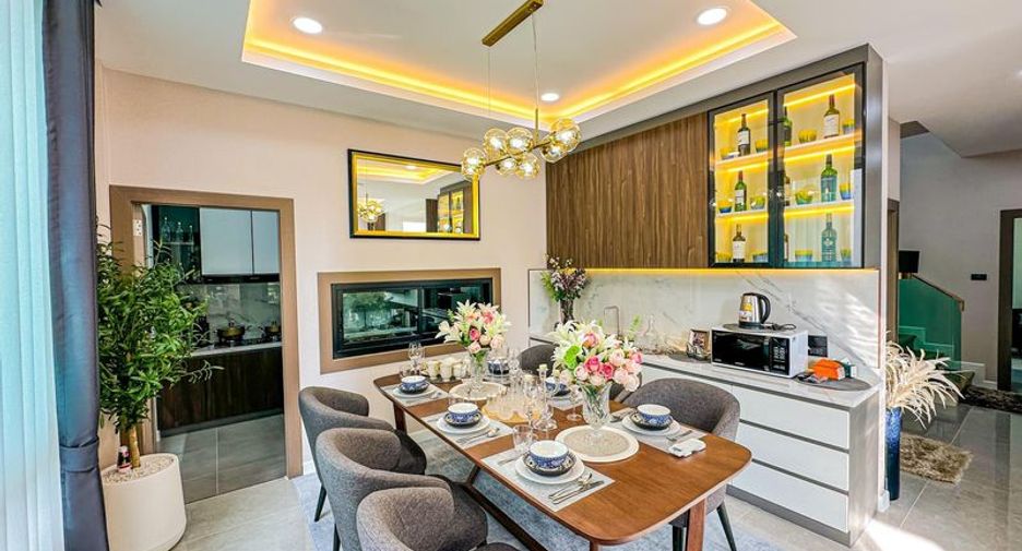 À vendre 4 chambres maison à Bang Lamung, Chonburi