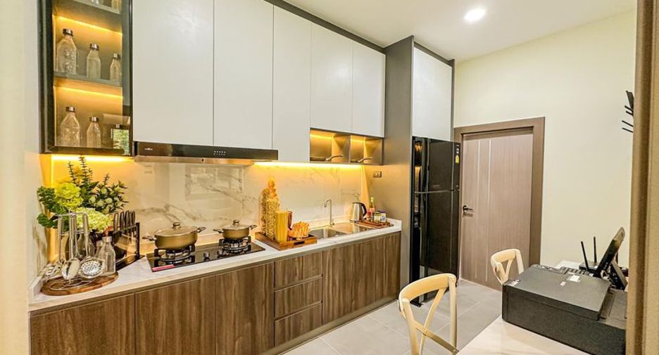 À vendre 4 chambres maison à Bang Lamung, Chonburi