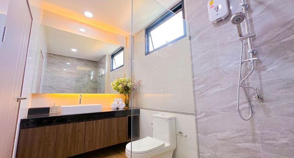 À vendre 4 chambres maison à Bang Lamung, Chonburi