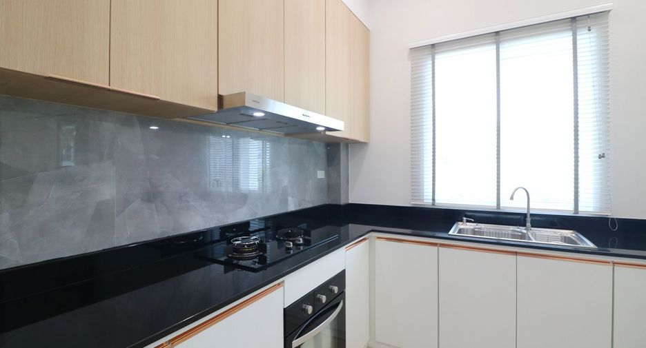 For sale 3 bed house in Mueang Udon Thani, Udon Thani