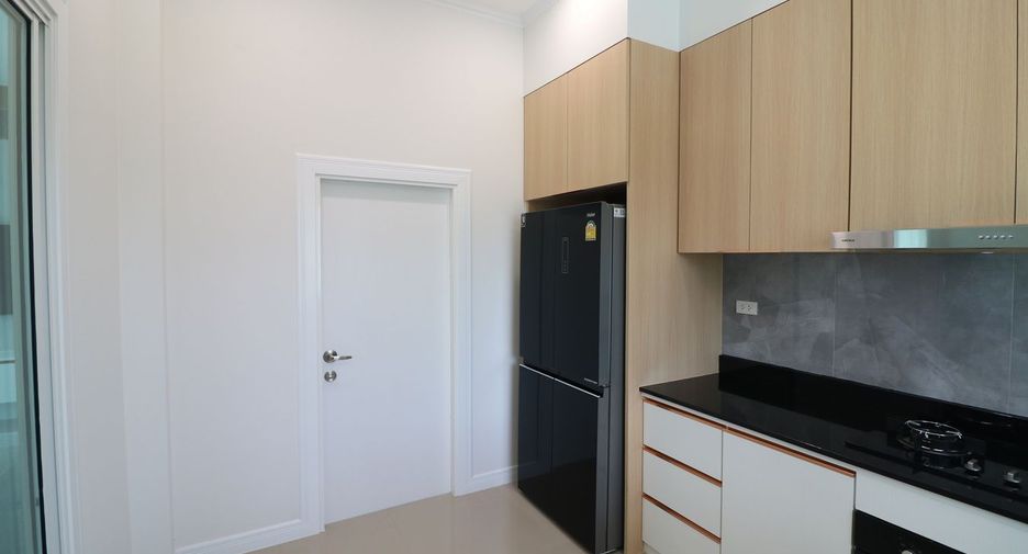 For sale 3 bed house in Mueang Udon Thani, Udon Thani