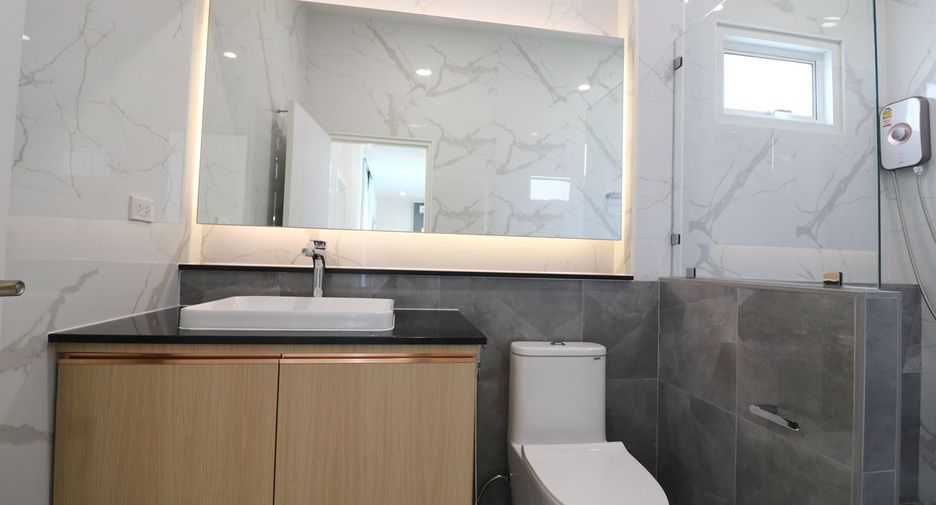 For sale 3 bed house in Mueang Udon Thani, Udon Thani