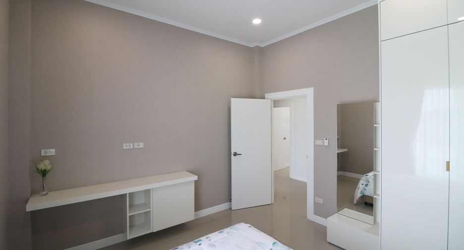 For sale 3 bed house in Mueang Udon Thani, Udon Thani