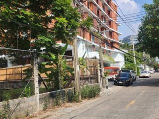 For sale land in Khlong Toei, Bangkok