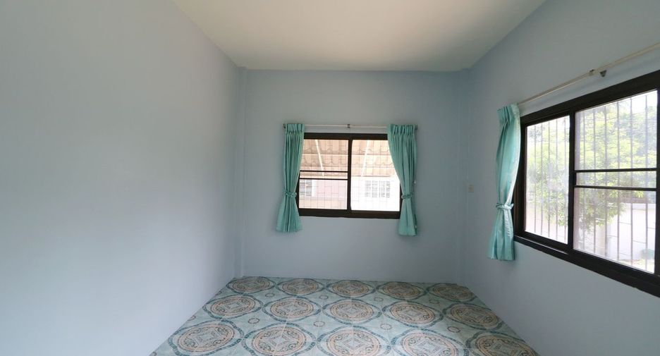 For sale 3 bed house in Mueang Udon Thani, Udon Thani