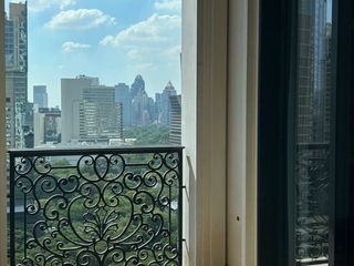 For sale 2 Beds condo in Pathum Wan, Bangkok