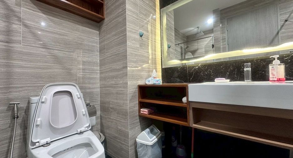 For rent 2 bedrooms condo in Jomtien, Pattaya
