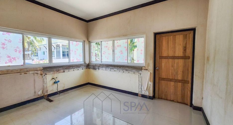 For sale 3 bedrooms villa in Hua Hin, Prachuap Khiri Khan