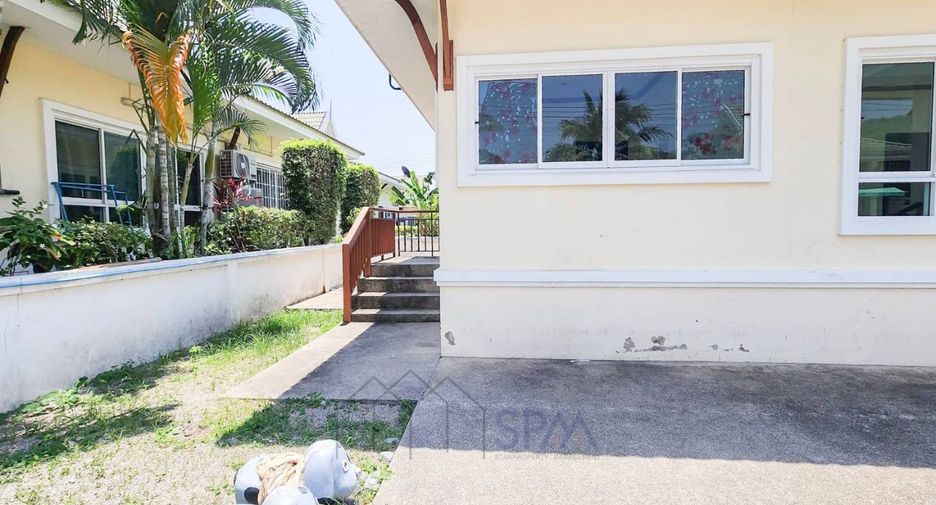 For sale 3 bedrooms villa in Hua Hin, Prachuap Khiri Khan