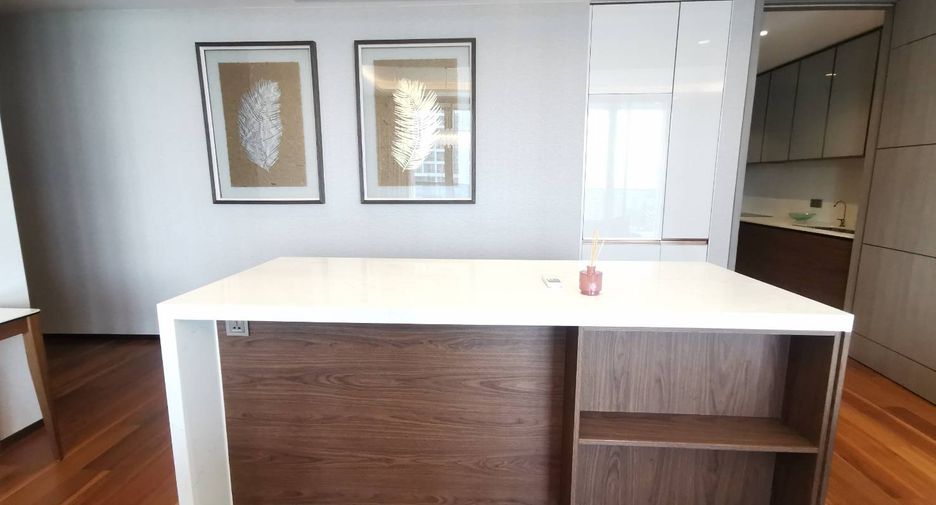 For sale 2 bedrooms condo in Khlong Toei, Bangkok