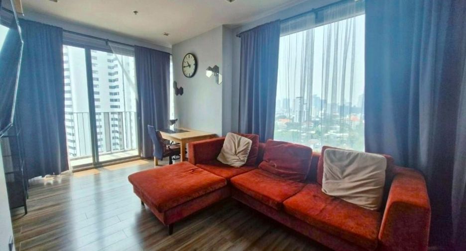 For rent and for sale 1 bed condo in Watthana, Bangkok