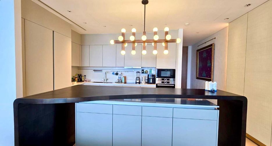 À vendre 3 chambres condo à Pathum Wan, Bangkok