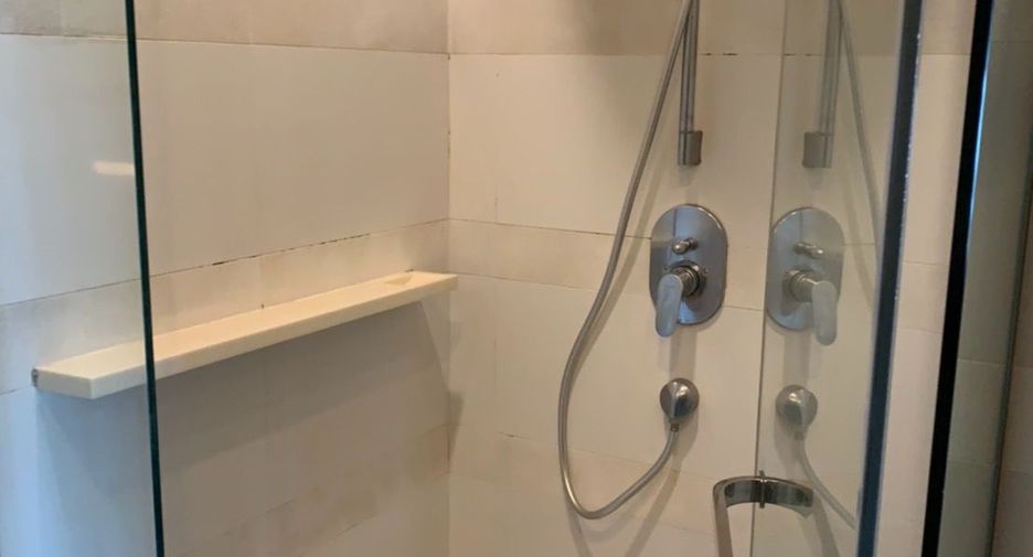 Condo en alquiler de 1 habitaciones en Khlong Toei, Bangkok