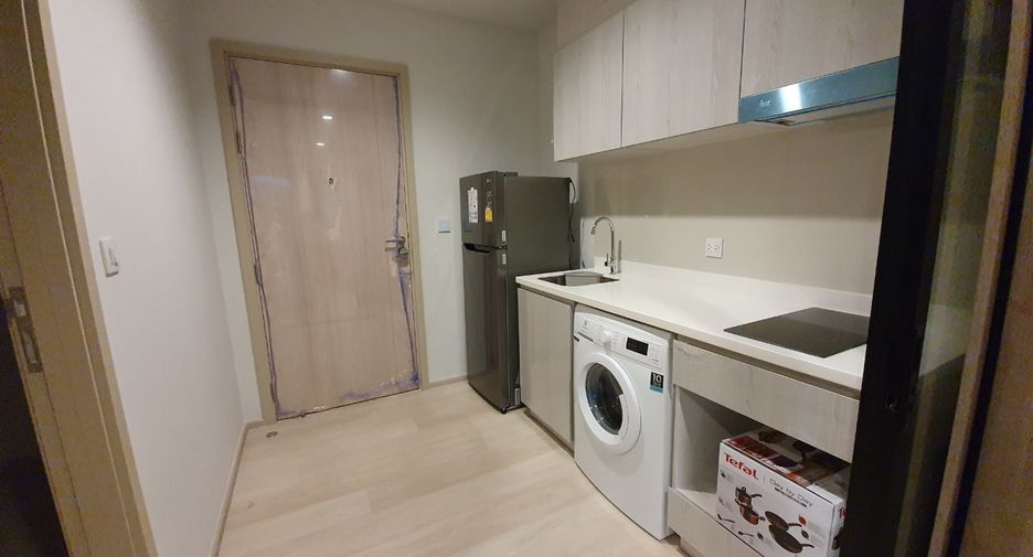 For rent 1 bed condo in Pathum Wan, Bangkok