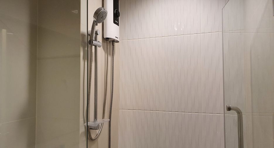 For rent 1 bed condo in Pathum Wan, Bangkok