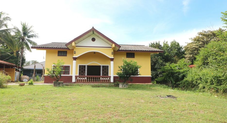 For sale 6 bedrooms house in Mueang Kalasin, Kalasin