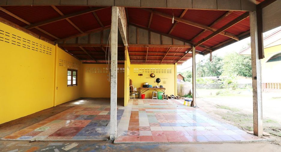 For sale 6 bedrooms house in Mueang Kalasin, Kalasin
