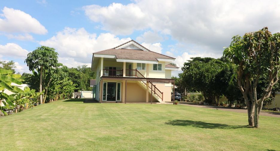 For sale 5 bed house in Kumphawapi, Udon Thani