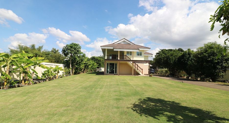 For sale 5 bed house in Kumphawapi, Udon Thani