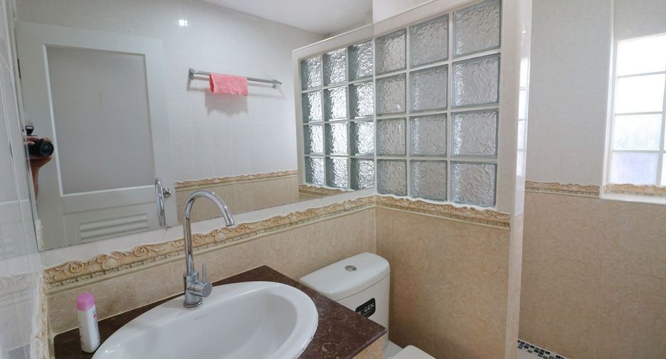 For sale 26 bedrooms hotel in Mueang Nong Khai, Nong Khai