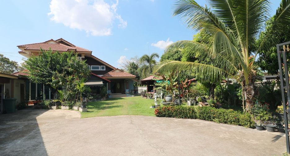 For sale 4 bed house in Phen, Udon Thani