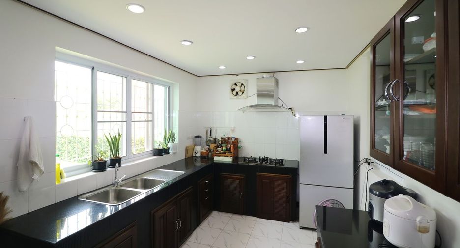 For sale 3 bed house in Mueang Udon Thani, Udon Thani