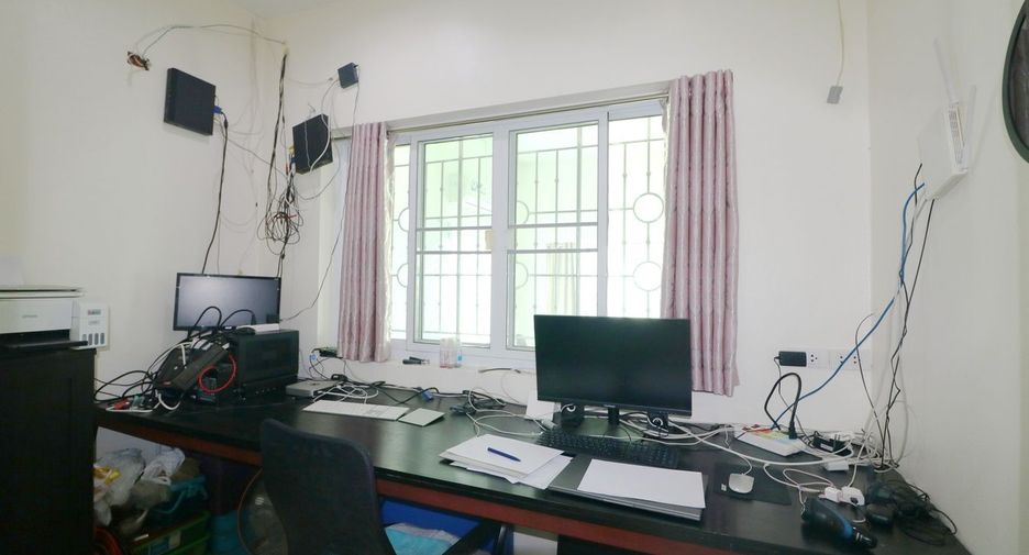 For sale 3 bed house in Mueang Udon Thani, Udon Thani