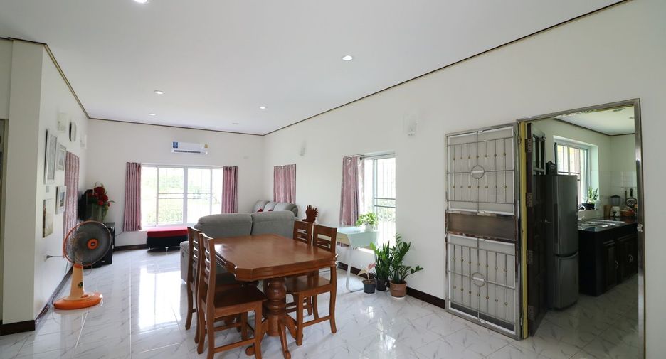 For sale 3 bed house in Mueang Udon Thani, Udon Thani