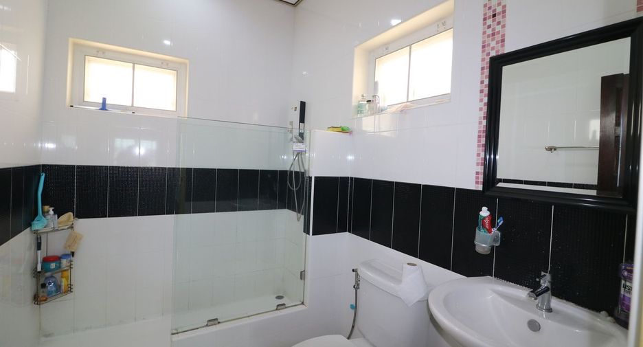 For sale 3 bed house in Mueang Udon Thani, Udon Thani