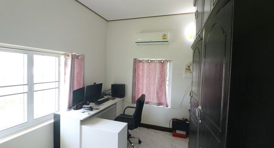 For sale 3 bed house in Mueang Udon Thani, Udon Thani