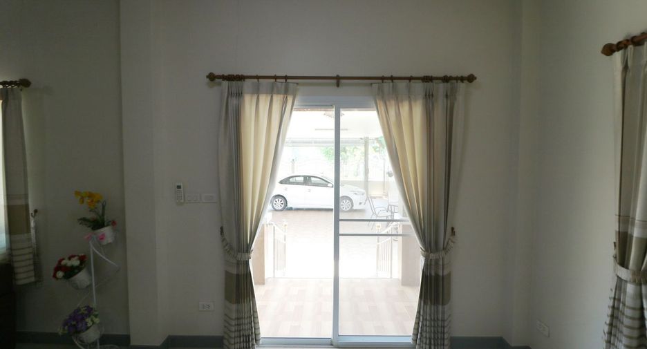 For sale 4 bedrooms house in Lam Plai Mat, Buriram