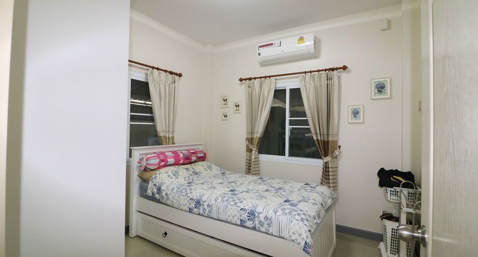 For sale 4 bedrooms house in Lam Plai Mat, Buriram