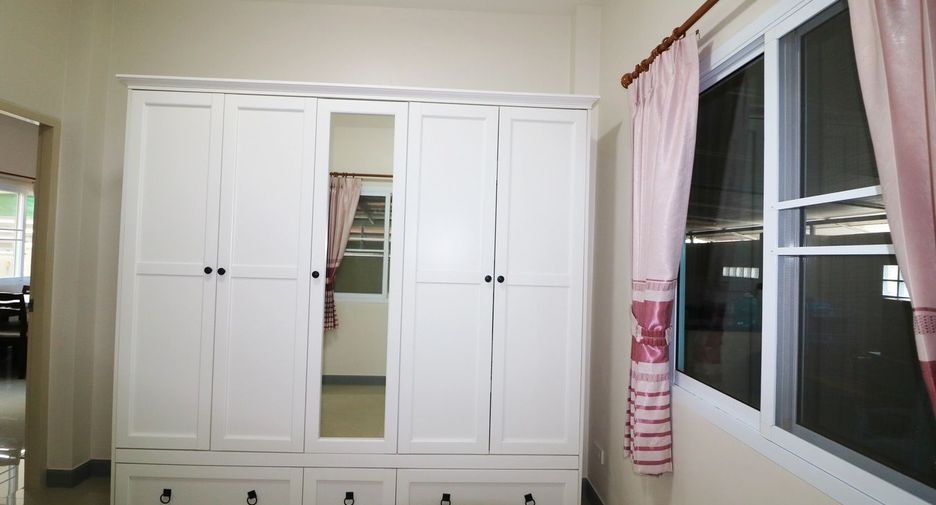 For sale 4 bedrooms house in Lam Plai Mat, Buriram