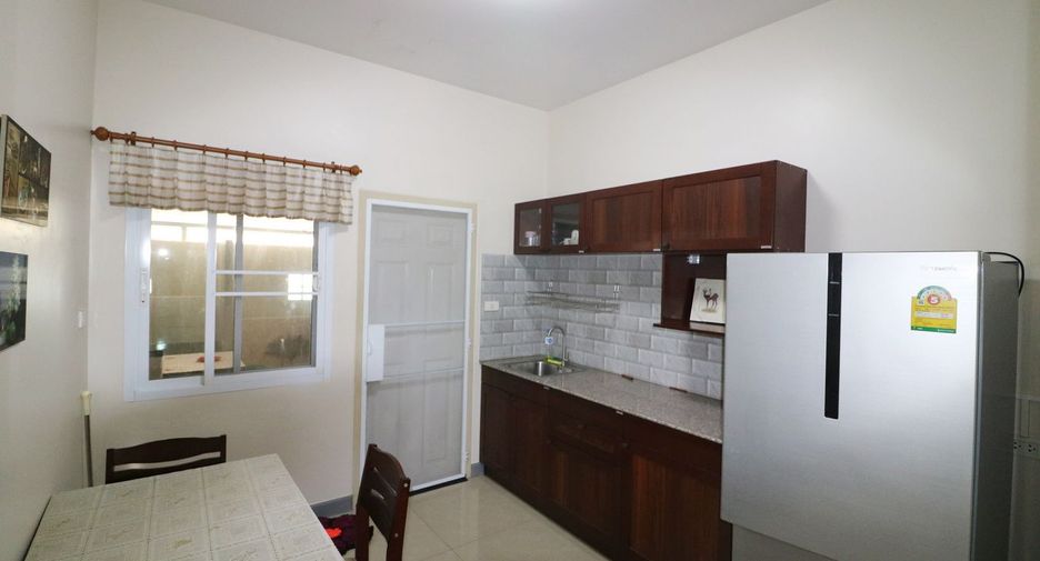 For sale 4 bedrooms house in Lam Plai Mat, Buriram