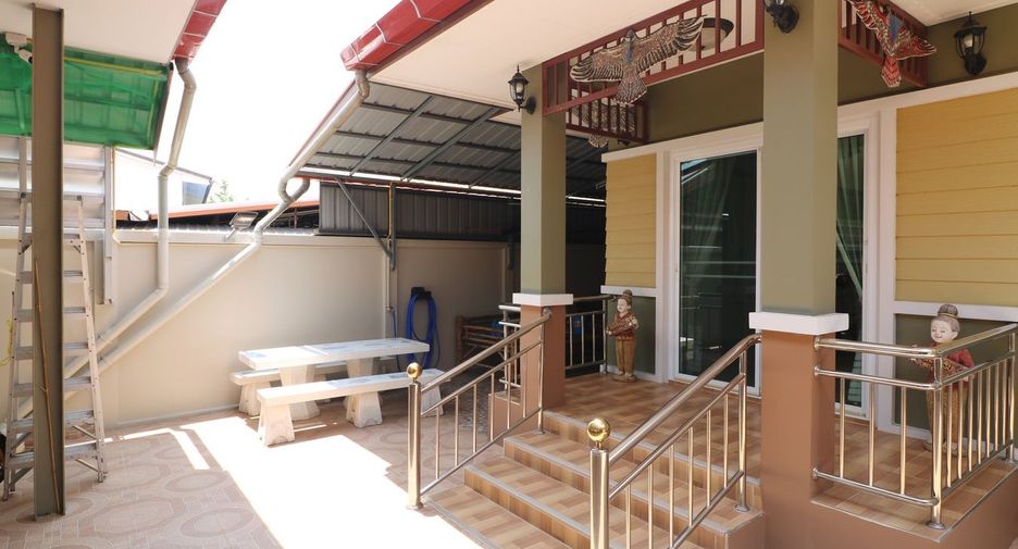 For sale 4 bedrooms house in Lam Plai Mat, Buriram