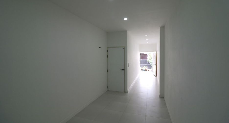 For sale 4 bedrooms house in Chum Phae, Khon Kaen