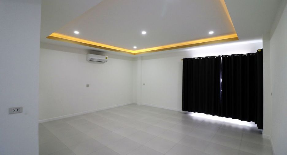 For sale 4 bedrooms house in Chum Phae, Khon Kaen