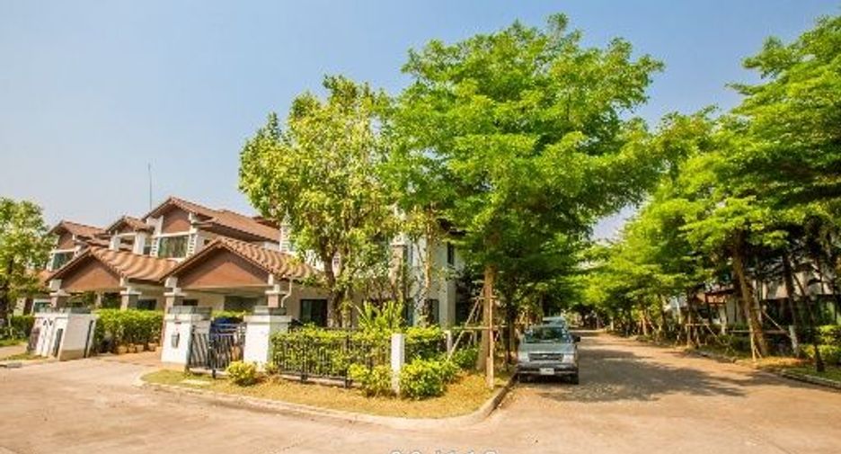 For sale 3 bed house in Mueang Udon Thani, Udon Thani