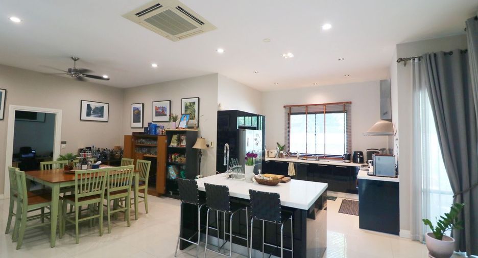 For sale 3 bed house in Mueang Udon Thani, Udon Thani
