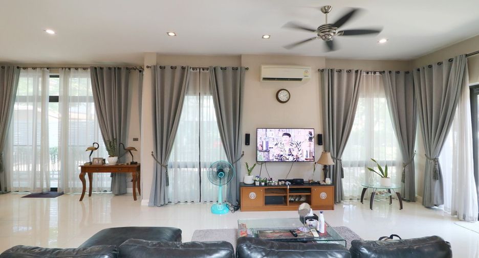 For sale 3 bed house in Mueang Udon Thani, Udon Thani