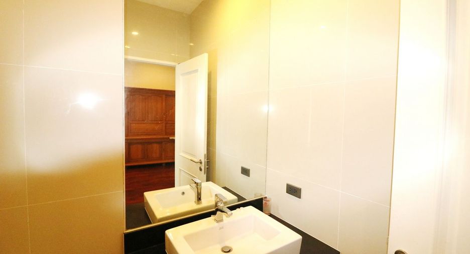 For sale 3 bed house in Mueang Udon Thani, Udon Thani