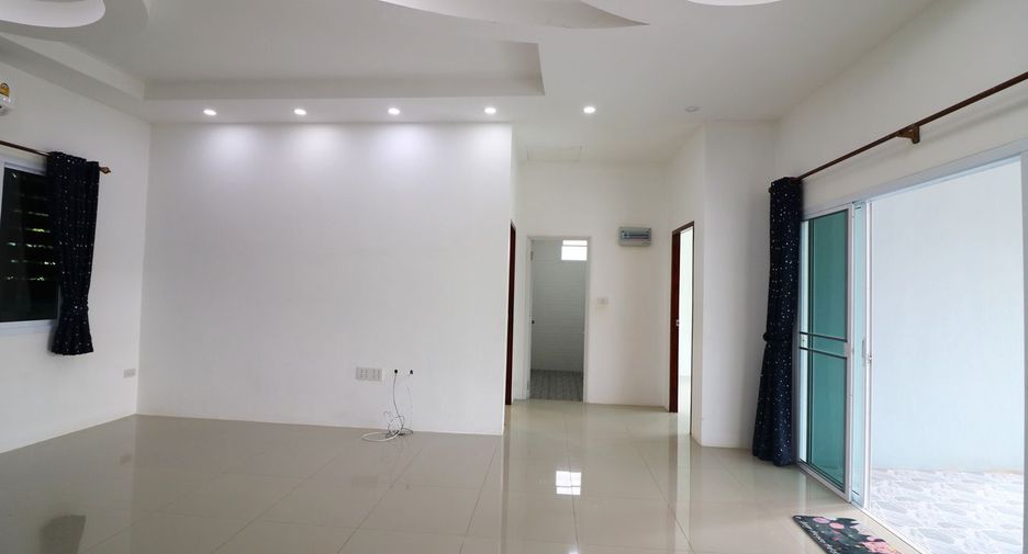 For sale 3 bed house in Mueang Udon Thani, Udon Thani