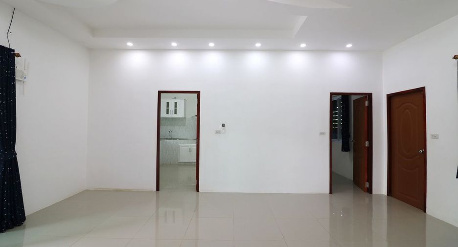 For sale 3 bed house in Mueang Udon Thani, Udon Thani