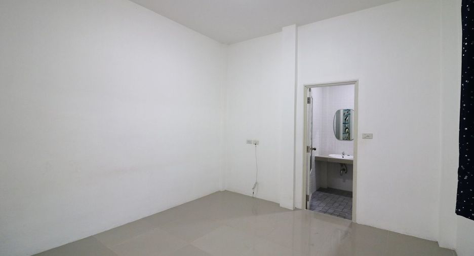 For sale 3 bed house in Mueang Udon Thani, Udon Thani