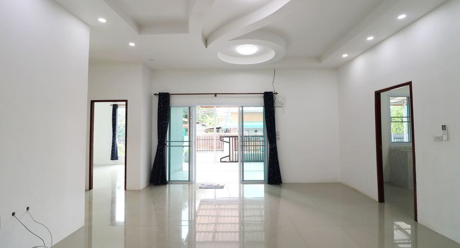For sale 3 bed house in Mueang Udon Thani, Udon Thani