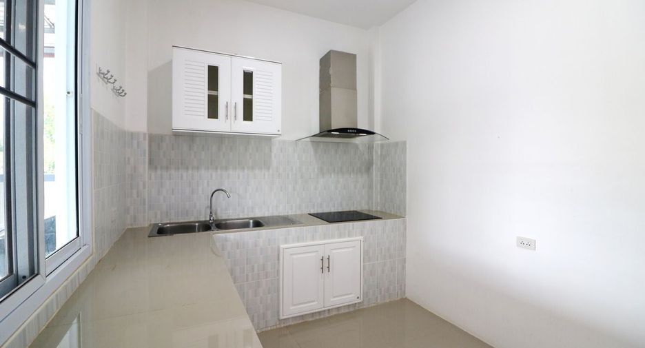 For sale 3 bed house in Mueang Udon Thani, Udon Thani