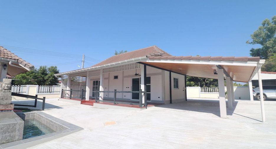 For sale 4 bed house in Mueang Udon Thani, Udon Thani