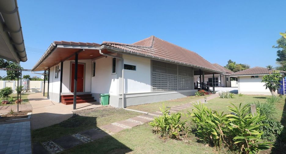 For sale 4 bed house in Mueang Udon Thani, Udon Thani