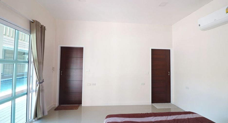 For sale 4 bed house in Mueang Udon Thani, Udon Thani