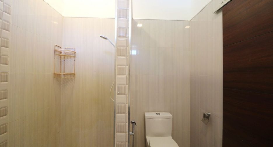 For sale 4 bed house in Mueang Udon Thani, Udon Thani